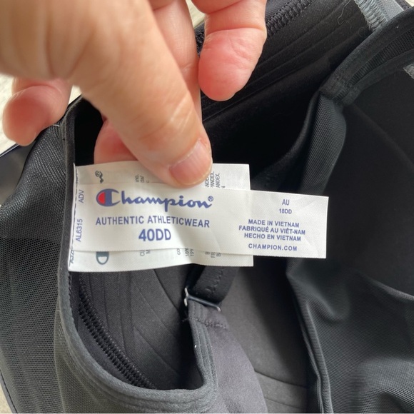 Champion Women's Black Motion Control Sports Bra Size 40DD NWT - Picture 5 of 6